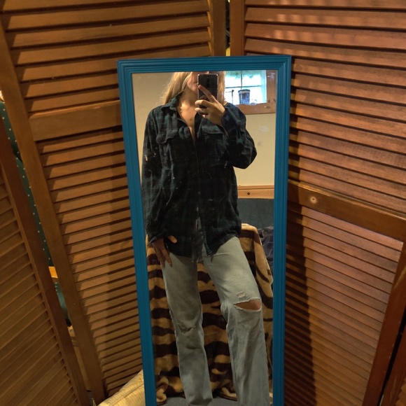 Green Flannel - Picture 3 of 5